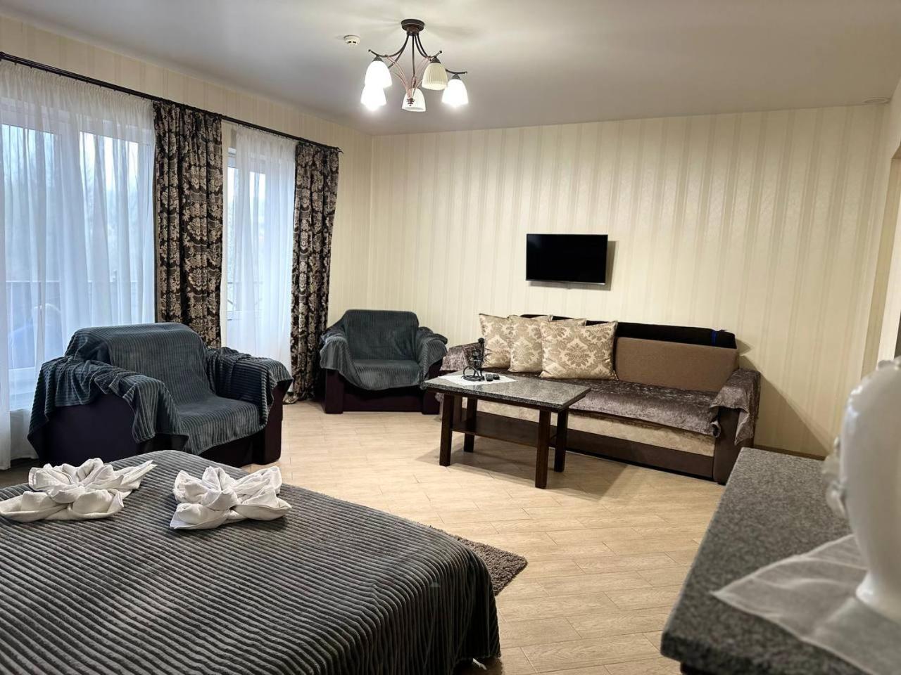 Illara Spa Hotel Irshava ภายนอก รูปภาพ